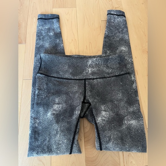 Lululemon Wunder Under Pant III Diffusion White Black size 6 - Picture 10 of 13